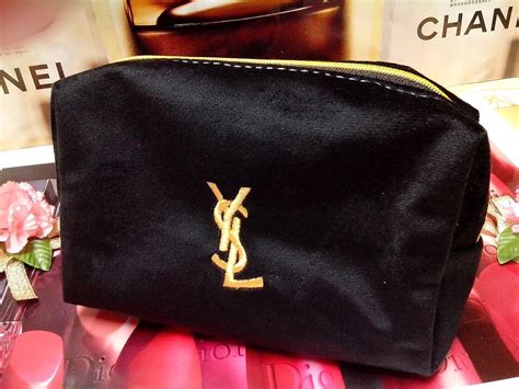 pochette yves saint laurent beaute|ysl beaute.